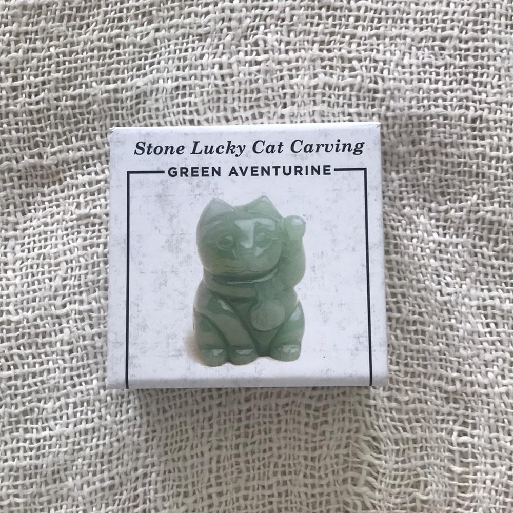 Lucky Cat Carving NIB